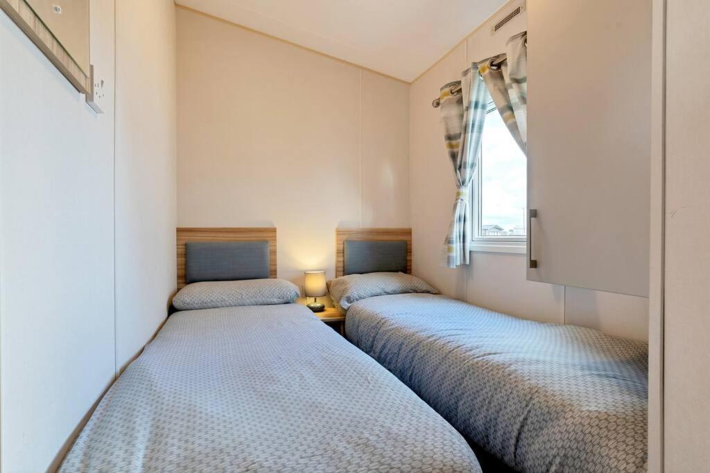 Tattershall Lakes: Sally'S Superior Stay Zewnętrze zdjęcie