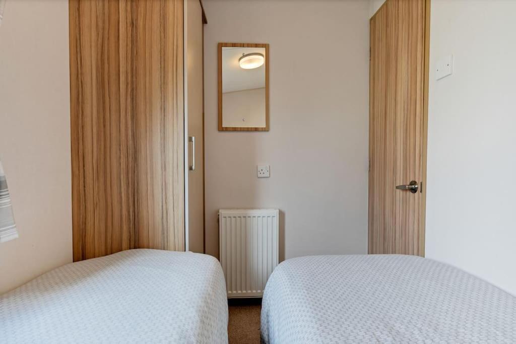 Tattershall Lakes: Sally'S Superior Stay Zewnętrze zdjęcie