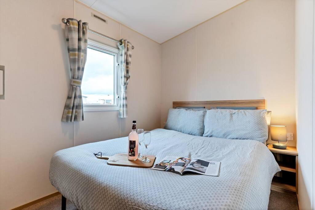 Tattershall Lakes: Sally'S Superior Stay Zewnętrze zdjęcie