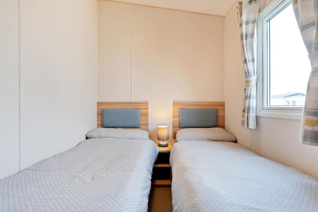 Tattershall Lakes: Sally'S Superior Stay Zewnętrze zdjęcie